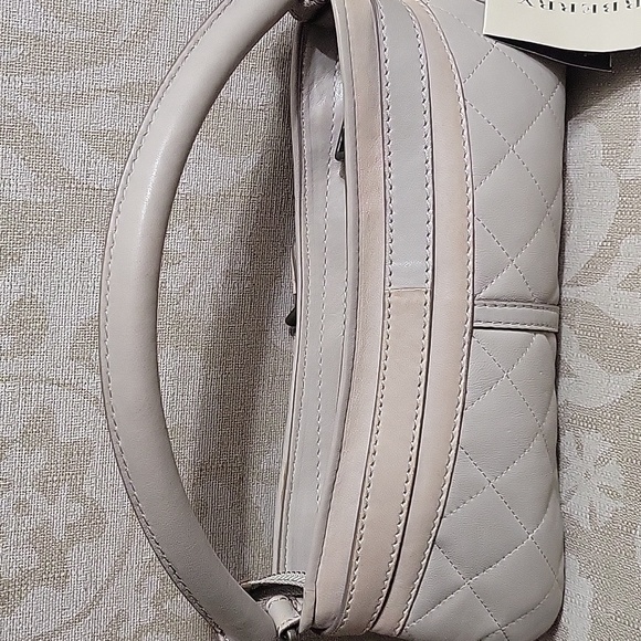 BURBERRY BAG NWT - Picture 6 of 14